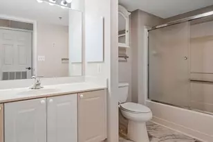 19385 Cypress Ridge Terrace, Leesburg, VA 20176 - Photo 21