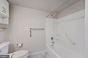 19385 Cypress Ridge Terrace, Leesburg, VA 20176 - Photo 19