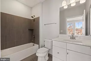 23041 Canyon Oak Ct, Brambleton, VA 20148 - Photo 37