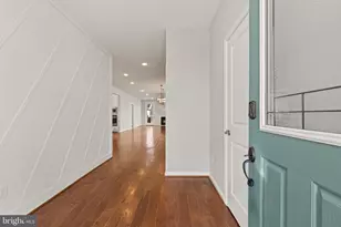 23041 Canyon Oak Ct, Brambleton, VA 20148 - Photo 5