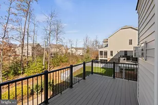 23041 Canyon Oak Ct, Brambleton, VA 20148 - Photo 29