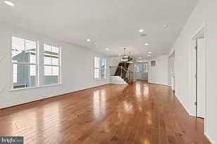 23041 Canyon Oak Ct, Brambleton, VA 20148 - Photo 13