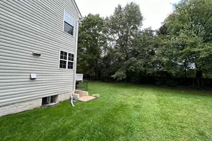 46728 Hollow Mountain Pl, Sterling, VA 20164 - Photo 3