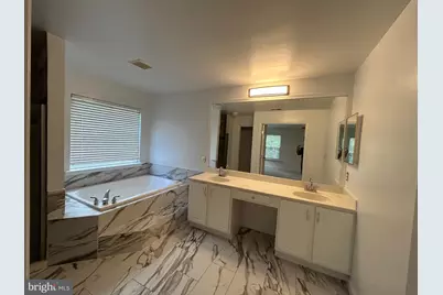 46728 Hollow Mountain Place, Sterling, VA 20164 - Photo 19