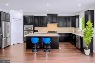 23718 Sailfish Square, Brambleton, VA 20148 - Photo 11