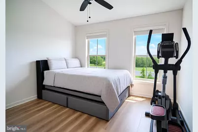 23718 Sailfish Square, Brambleton, VA 20148 - Photo 19