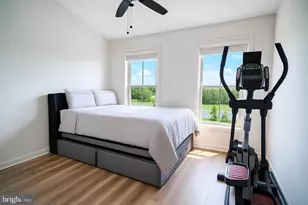 23718 Sailfish Square, Brambleton, VA 20148 - Photo 19