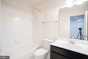 23718 Sailfish Square, Brambleton, VA 20148 - Photo 23