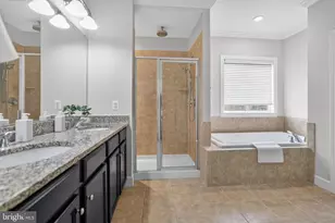 23106 Bronstein Ln, Brambleton, VA 20148 - Photo 19