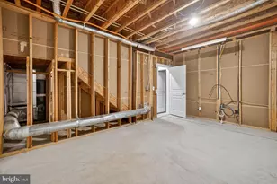 23106 Bronstein Ln, Brambleton, VA 20148 - Photo 39