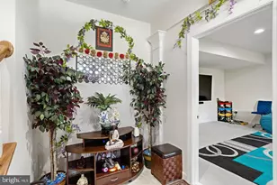 25072 Becerra Terrace, Chantilly, VA 20152 - Photo 3