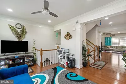 25072 Becerra Terrace, Chantilly, VA 20152 - Photo 9