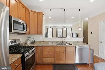 25114 Monteith Terrace, Chantilly, VA 20152 - Photo 15