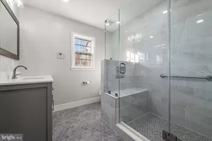 641 W Country Club Dr, Purcellville, VA 20132 - Photo 27