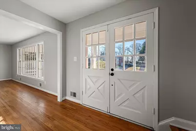 641 W Country Club Drive, Purcellville, VA 20132 - Photo 5