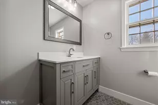 641 W Country Club Dr, Purcellville, VA 20132 - Photo 29