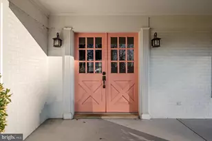 641 W Country Club Dr, Purcellville, VA 20132 - Photo 3