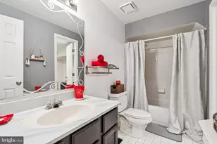 47660 Pennrun Way, Sterling, VA 20165 - Photo 49