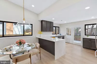 123 Hillsdale Drive, Sterling, VA 20164 - Photo 11