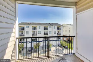 23516 Hopewell Manor Terrace, Ashburn, VA 20148 - Photo 21