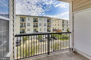 23516 Hopewell Manor Terrace, Ashburn, VA 20148 - Photo 15