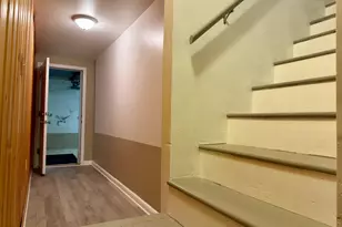 905 W Poplar Rd, Sterling, VA 20164 - Photo 37