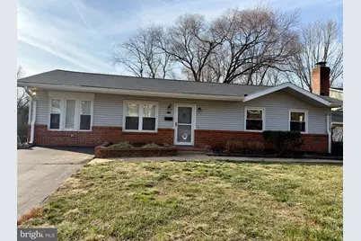 905 W Poplar Road, Sterling, VA 20164 - Photo 1