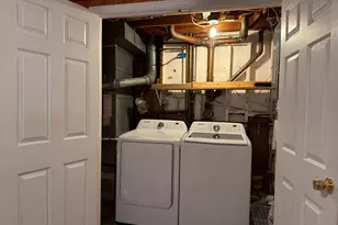 905 W Poplar Rd, Sterling, VA 20164 - Photo 49