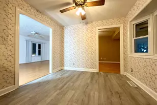 905 W Poplar Rd, Sterling, VA 20164 - Photo 19