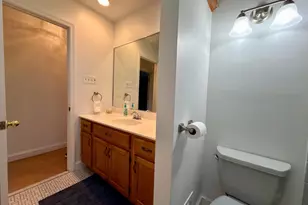 905 W Poplar Rd, Sterling, VA 20164 - Photo 33