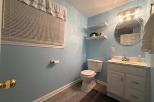 905 W Poplar Rd, Sterling, VA 20164 - Photo 39