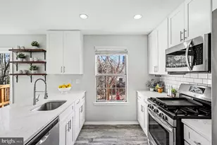 44102 Gala Cir, Ashburn, VA 20147 - Photo 13