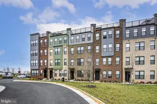 20276 Newfoundland Sq, Ashburn, VA 20147 - Photo 1