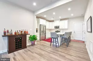 20276 Newfoundland Sq, Ashburn, VA 20147 - Photo 7