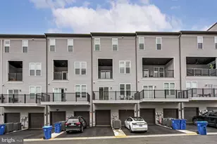 20276 Newfoundland Sq, Ashburn, VA 20147 - Photo 19