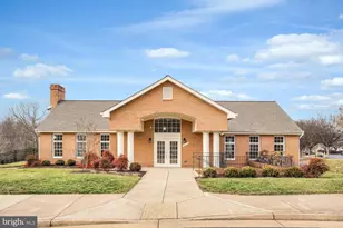 20908 Butterwood Falls Terrace, Sterling, VA 20165 - Photo 33