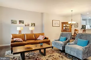 20908 Butterwood Falls Terrace, Sterling, VA 20165 - Photo 5