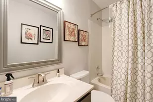 20908 Butterwood Falls Terrace, Sterling, VA 20165 - Photo 23