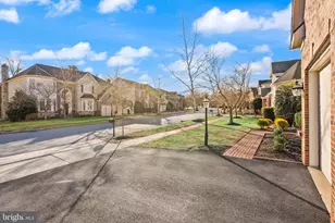 18771 Kipheart Dr, Leesburg, VA 20176 - Photo 7