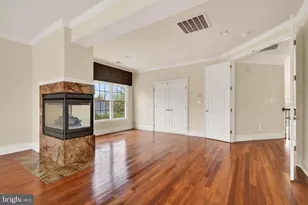 43589 Edison Club Ct, Ashburn, VA 20147 - Photo 57