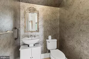 43589 Edison Club Ct, Ashburn, VA 20147 - Photo 51