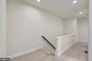 20305 Savin Hill Dr, Ashburn, VA 20147 - Photo 15