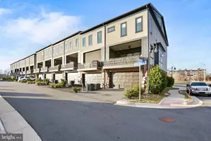 20305 Savin Hill Dr, Ashburn, VA 20147 - Photo 37