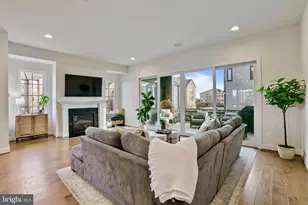 20305 Savin Hill Dr, Ashburn, VA 20147 - Photo 5