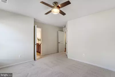 42506 Oxford Forest Circle, Chantilly, VA 20152 - Photo 37