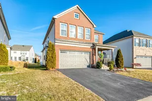 42506 Oxford Forest Cir, Chantilly, VA 20152 - Photo 5