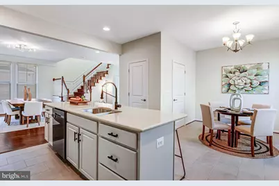 42506 Oxford Forest Circle, Chantilly, VA 20152 - Photo 23