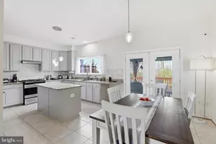 18525 Sierra Springs Square, Leesburg, VA 20176 - Photo 11