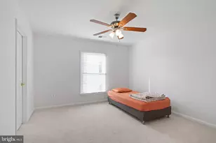 20913 Solomons Ct, Sterling, VA 20165 - Photo 27