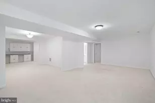 20913 Solomons Ct, Sterling, VA 20165 - Photo 35